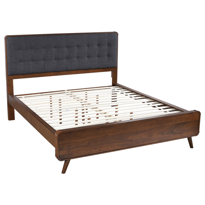 Robyn Bedroom Set