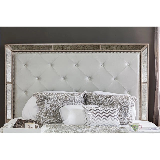 Loraine Bed