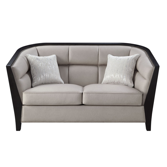 Loveseat w/2 Pillows