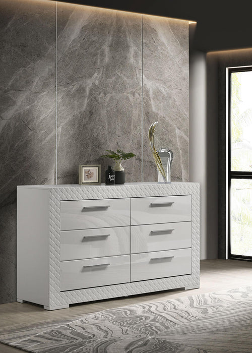 Ives Dresser