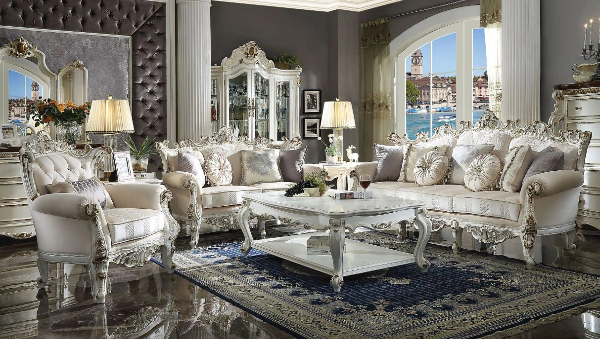 Sofa w/7 Pillows