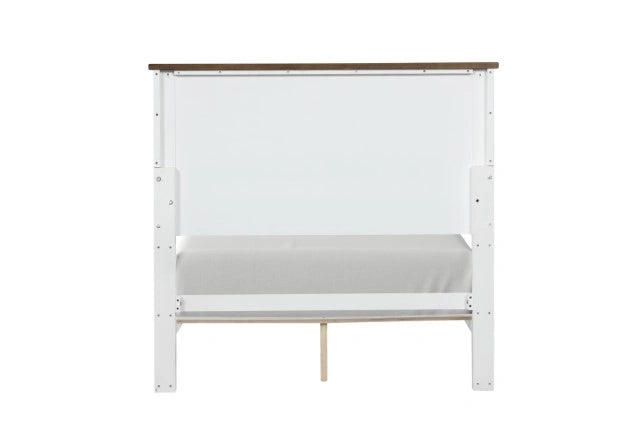 Bed Pinetop Blue & White
